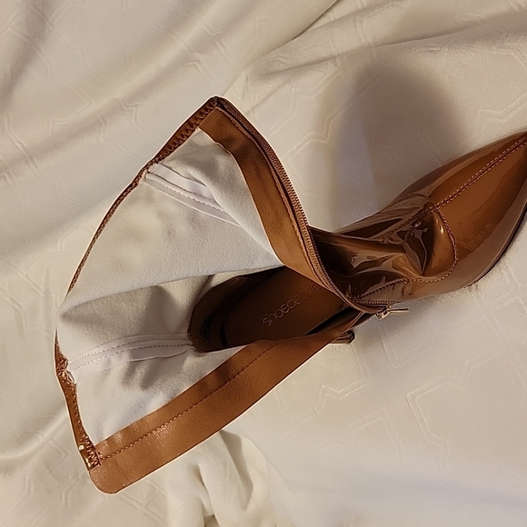 Shoedazzle Camel Booties BRAND NEW - Picture 7 of 8